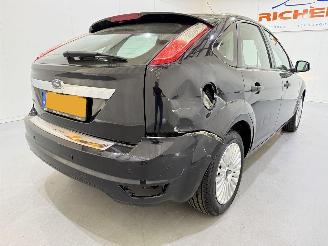 Ford Focus HB 1.8 Limites Naci/Clima picture 6