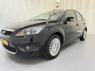 Ford Focus HB 1.8 Limites Naci/Clima picture 3