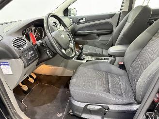 Ford Focus HB 1.8 Limites Naci/Clima picture 32