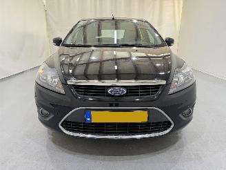 Ford Focus HB 1.8 Limites Naci/Clima picture 2