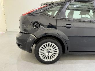 Ford Focus HB 1.8 Limites Naci/Clima picture 7