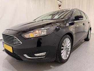 Ford Focus Wagon 1.0 Titanium Edition picture 3