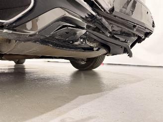 Volvo V-60 2.0 T8 Recharge PHEV R Design AWD picture 11