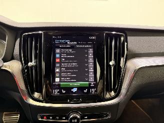 Volvo V-60 2.0 T8 Recharge PHEV R Design AWD picture 37