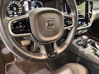 Volvo V-60 2.0 T8 Recharge PHEV R Design AWD picture 51