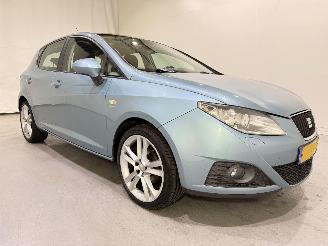 Unfallwagen Seat Ibiza HB 1.4 6V Reference Pano/Clima 2009/4
