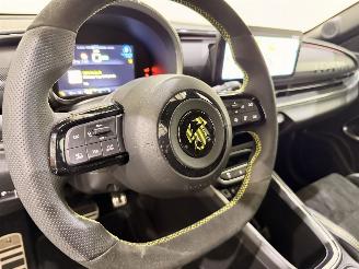Abarth 600e 600e Scorpionissima aut 207kW picture 24