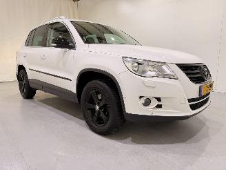 damaged passenger cars Volkswagen Tiguan 1.4 TSI Sport Style 2011/3