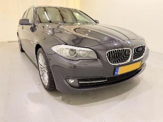 skadebil auto BMW 5-serie Touring 523i Executive Aut8 2011/1
