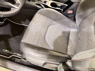Toyota Corolla Touring Sports 2.0 VVT-i Premium Plus Aut. picture 25