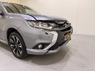 Mitsubishi Outlander 2.0 PHEV Instyle+ 4WD Aut. picture 11