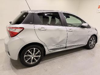 Toyota Yaris HB 1.5VVT-i HEV Y20 Automaat picture 6