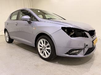 Vaurioauto  passenger cars Seat Ibiza HB 1.0 Eco TSI Style Navi/Airco 2015/9