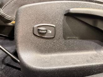 Renault Mégane Estate 1.5 dCi BOSE Pano/Clima picture 30