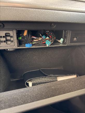 Volkswagen Golf VII e-Golf Limited 100kW picture 10