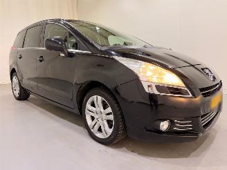 krockskadad bil auto Peugeot 5008 1.6 155 THP GT Automaat NAP 2011/1