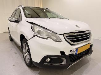 krockskadad bil auto Peugeot 2008 1.2 PureTech Allure Automaat 2014/10