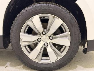 Peugeot 2008 1.2 PureTech Allure Automaat picture 48