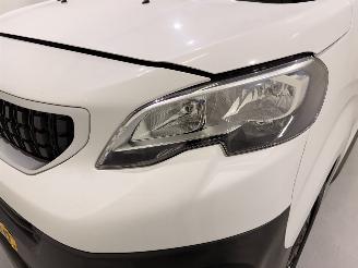 Peugeot Expert 231S 2.0 BlueHDI 120 Premium picture 38