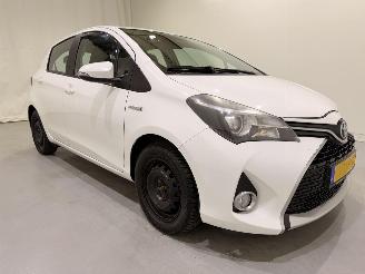 Vaurioauto  passenger cars Toyota Yaris 1.5 VVT-i Hybrid Dynamic Aut. 2016/6
