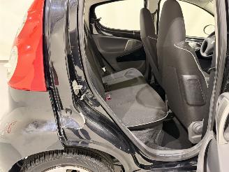 Peugeot 107 HB 1.0-12V XS Airco picture 10