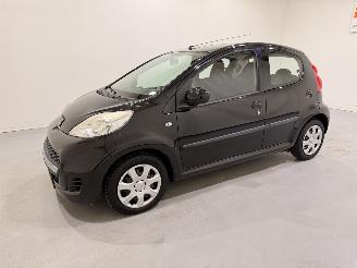 Peugeot 107 HB 1.0-12V XS Airco picture 18