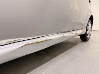 Toyota Aygo HB 1.0 VVT-i Access Airco picture 14