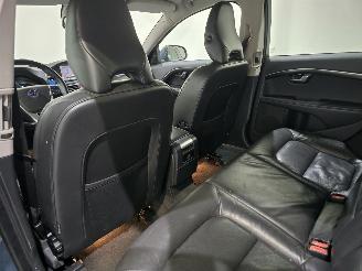 Volvo V-70 1.6 T4 Momentum AUT 132Kw picture 13