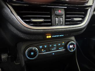 Ford Fiesta 1.0 Ecoboost Titanium 5drs BJR.2017 picture 33