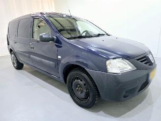 dañado vehículos comerciales Dacia Logan Ambiance MCV 1.4 55Kw Bjr.2010 2010/6