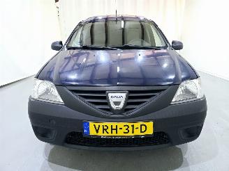 Dacia Logan Ambiance MCV 1.4 55Kw Bjr.2010 picture 2