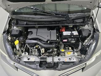 Toyota Yaris 1.0 VVT-i Aspiration 5.Drs Bjr.2015 picture 25