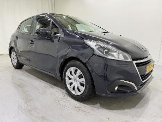 škoda osobní automobily Peugeot 208 HB 1.2 PureTech Blue Lion 2017/10