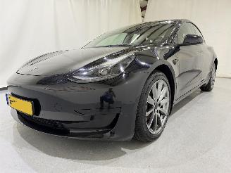 krockskadad bil auto Tesla Model 3 Standard RWD Plus 239kW 2022/2