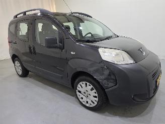 skadebil auto Peugeot Bipper 1.4i 54kW Schuifdeuren Bjr.2010 2010/6