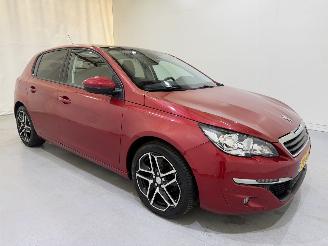 Peugeot 308 HB 1.2 PureTech Blue Lease Executive picture 24