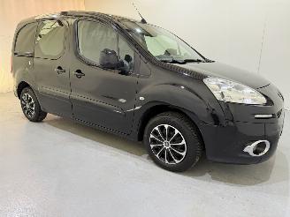škoda dodávky Peugeot Partner 1.6 e-HDI 90 Navteq XT Automaat Navi/Airco 2015/3