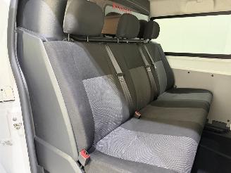 Peugeot Expert DC 2.0 BlueHDI 120 Premium 6-seats picture 16