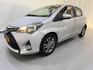 Toyota Yaris HB 1.0 VVt-i Aspiration picture 3