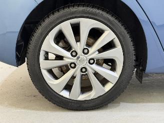 Toyota Auris HB 1.8 Hybrid Dynamic Aut. picture 27