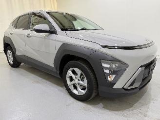 krockskadad bil auto Hyundai Kona 1.6 GDI HEV Techno 104kW 2023/10
