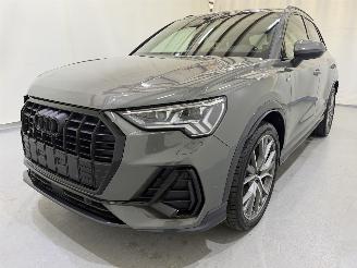 Unfallwagen Audi Q3 40 TFSI Quattro S-Line Edition One 2019/2