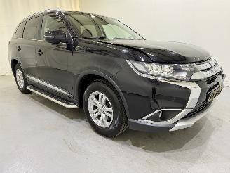 Unfallwagen Mitsubishi Outlander 2.0 Business Edition Aut. 2017/5