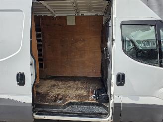 Iveco Daily 35S12V 2.3 352 H2L2 3,prs Bjr.2017 picture 33