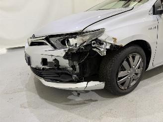 Toyota Auris HB 1.8 Hybrid Comfort Dynamic picture 8