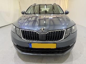 Skoda Octavia Combi 1.5 TSI Style Aut7 picture 2