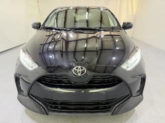 Toyota Yaris HB 1.5 Hybrid Iconic picture 2