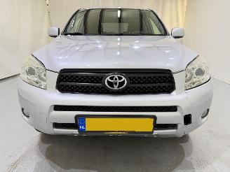 Toyota Rav-4 2.0 VVTi Linea Sol 4WD NAP picture 2