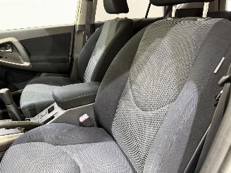 Toyota Rav-4 2.0 VVTi Linea Sol 4WD NAP picture 35