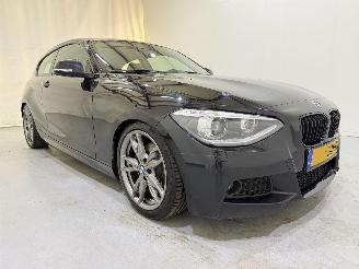 skadebil auto BMW 1-serie 125d High Executive M Aut8 2014/6